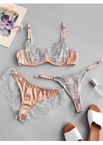 Ensemble de Lingerie Fleur en Dentelle à Armature Trois Pièces