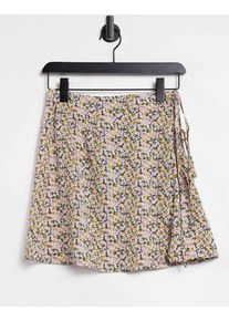 Fashion Union Exclusive wrap mini beach skirt with tie detail in floral co-ord-Multi