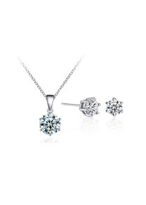 €14 instead of €45.23 for a solitaire pendant necklace and studs from World of Gifts - save 69%