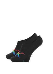 Calvin Klein - CK jeans logo black neviditeľné ponožky - pride edition