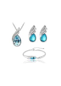 €19.99 instead of €116.02 for a Cinderella blue jewellery set from YourIdealGift - save 83%