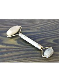 Jade arcmassz&iacute;roz&oacute; henger