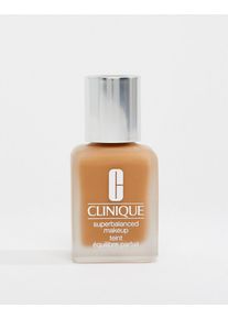 Clinique Superbalanced Make Up-White