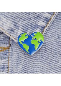 Green Earth Heart World Map Label Pins Alloy Brooches Hat Clothes Bag Enamel Pin Travel Commemorative Badge Unisex Jewelry Gifts