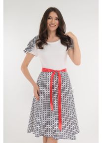 Rochie clos alba cu imprimeu floral bleumarin-rosu
