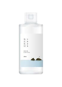 Round Lab 1025 Dokdo Toner Face toners Women 200 ml