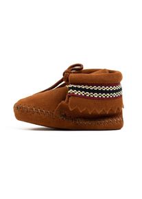 Minnetonka Hócsizmák 'Braid' unisex barna , Méret 17