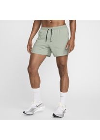 Nike Stride Dri-FIT hardloopshorts met binnenbroek voor heren (13 cm) - Groen