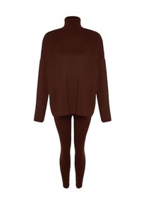 Trendyol Costum cu pantaloni Femei maro, Mărimea S