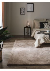 benuta Nest Faux Fur Rug Dave Taupe 160x230 cm - Stylish Faux Fur Rugs