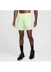 Short de running avec sous-short intégré 13 cm Dri-FIT Nike Challenger pour homme - Jaune