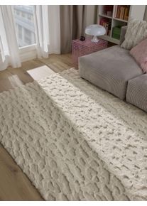 benuta Pop Faux Fur Rug Immy Cream 60x120 cm - Stylish Faux Fur Rugs