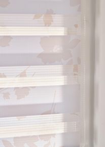 Tenda a rullo doppia con stampa floreale - Bianco - Taglia 1 (Alt. / largh. 130/45 cm) - bonprix