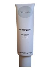 FLÂNERIE Capturing Lights Niacinamide Balancing Gelée Cleanser Gesichtsreiniger