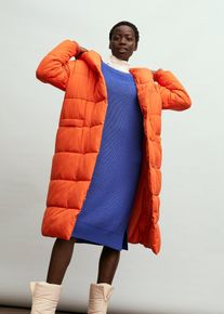 Lange gewatteerde oversized jas met capuchon van gerecycled polyester - oranje - maat 48 - bonprix