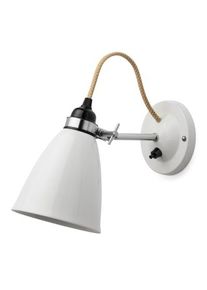 Væglampe i benporcelæn