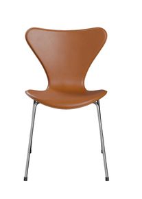 Sept / Série 3107 Tailored Chaise Fritz Hansen