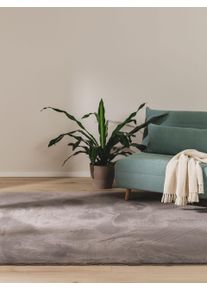 benuta Basic Faux Fur Rug Furry Grey 80x150 cm - Stylish Faux Fur Rugs