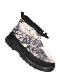 The North Face Nuptse Traction Chukka Shoes image lift camo white men US 7