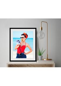 queence , Bild »Lifeguard« Art Bilder von Frauen Fashion Frau Kunst Magazincover Meer Meer Bilder Mode 1 tlg. HD Premium...
