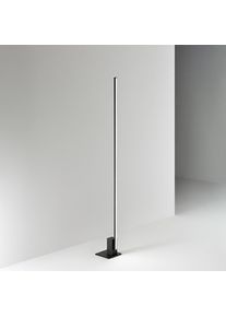 Piantana a Led SYNCRO Nera in metallo H.168 cm Perenz