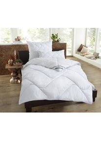 f.a.n. fan, Microfaserbettdecke &raquo;Microfaser kochfest&laquo; 4-Jahreszeiten 1 Stk. tlg. ideale W&auml;rmeisolierung und effektiver Feuchtigkeitstransport, wei&szlig;, 