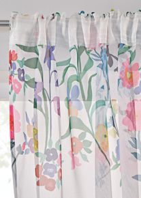Gardin med blomsterprint inkl. gardinholder (2-pack), hvit, størrelse 145x135 cm, bonprix