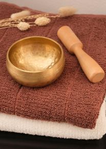 Decoratieve klankschaal met houten klopper - goud - maat 4,5 cm - bonprix