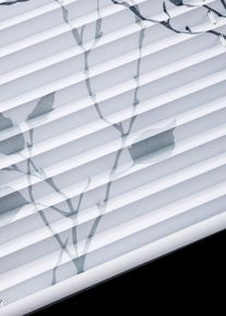 Verdunkelungsplissee mit Blumenranken, grau, Gr&ouml;&szlig;e 130x50 cm, bonprix