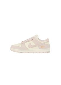 Nike Sportswear Baskets basses 'Dunk Low SE' Femme beige taille 9.5