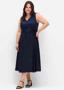 sheego Damen Cocktailkleid mit floraler Spitze in marine ,Gr&ouml;&szlig;e 46, Witt, 97% Baumwolle, 3% Elasthan. Unterteil: 100% Polyester