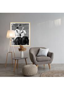 queence, Bild mit Rahmen &raquo;Vintage Polo Club Polospieler&laquo; B&auml;r B&auml;ren Fashion Figuren Mode Modebilder HD Premium Poster-Druck inkl. Echtholzrahmen in 