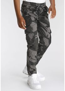 Cargohose Kidsworld "in coolen Tarnfarben", Jungen, Gr. 146, N-Gr, grau (grau, tarnfarben), Twill, Obermaterial: 98% Baumwolle, 2% Elasthan, tarnfarben, Basic lang, Hosen Cargohose, mit l&auml;ssigen Cargotaschen