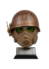 DEVplus Fallout: New Vegas - Desert Ranger Battle Helmet - Replica