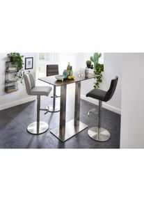 Robas Lund, Barhocker, Giulia