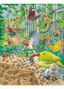 Larsen Puzzles Bustling life on the forest floor