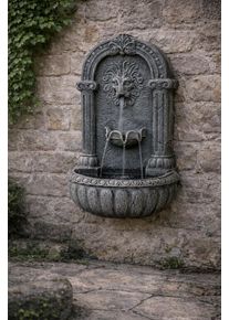 stilista Kerti sz&ouml;kők&uacute;t 34 x 23 x 53 cm oroszl&aacute;nfej