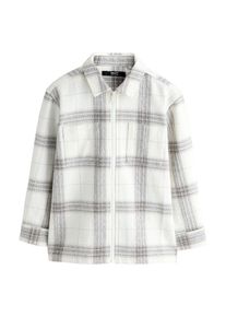 next Ing Fi&uacute;k feh&eacute;r , M&eacute;ret 14 yrs