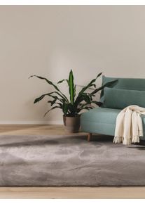 Tapis poil ras en fausse fourrure Furry Gris 80x150 cm - Tapis poil court design moderne pour salon