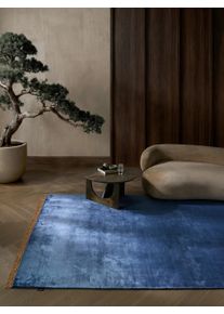 Tapis poil ras en viscose Rubin Bleu 160x230 cm - Tapis poil court design moderne pour salon