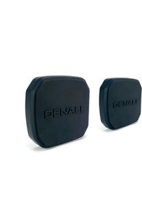 Denali D4 Blackout, okładka