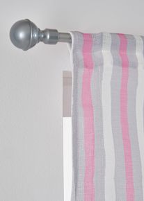 bonprix Hajtott rol&oacute; hosszanti cs&iacute;kokkal, sz&uuml;rke, mag./sz&eacute;l.: 130/45 cm