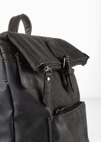 Sac &agrave; dos avec poche ext&eacute;rieure et boucle - noir - taille 34x29 cm - bonprix