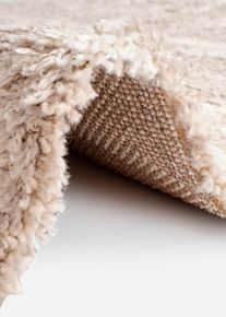 bonprix Hochflorteppich mit flauschiger Oberfl&auml;che, beige, Gr.120x170 cm, Gem&uuml;tliche Musterung nicht nur f&uuml;r den Outdoor Bereich