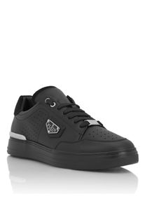 Low-Top Sneakers Triangle