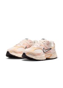 Sneaker Nike Sportswear "W V5 RNR", Damen, Gr. 41, chalk, chalk, silt rot, arctic orange, Synthetik, Textil, Schuhe Sneaker, inspiriert vom Design des Y2K Nike Vomero 5