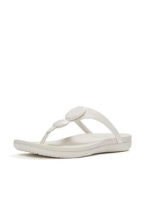 Zehentrenner fitflop "SOLAY GLOSSY-DISC TOE-POST SANDALS", Damen, Gr. 36, wei&szlig; (cream), Lederimitat, Schuhe Zehentrenner, Dianette, Sommerschuh mit Metallic Detail