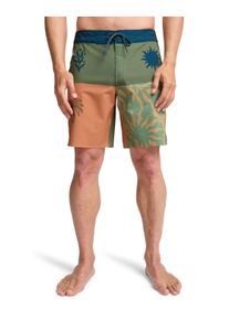 Boardshorts Billabong "Reflection Pro", Herren, Gr. 33(M/L), Normalgr&ouml;&szlig;en, moss gr&uuml;n, Obermaterial: 90% Polyester, 10% Elasthan., Hosen Boardshorts