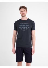 T-Shirt Lerros "Sportliches T-Shirt aus Baumwolle mit coolem Slogan-Print", Herren, Gr. S, classic navy, 100% Baumwolle, Rundhals, Shirts T-Shirt
