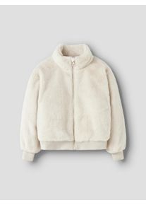 Pl&uuml;schjacke name it "NKFMILA JACKET PB", M&auml;dchen, Gr. 164, wei&szlig; (moonbeam), Pl&uuml;sch, Obermaterial: 100% Polyester, unifarben, regular fit normal, Rippb&uuml;ndchen, Jacken Pl&uuml;schjacke, Kunstfaser